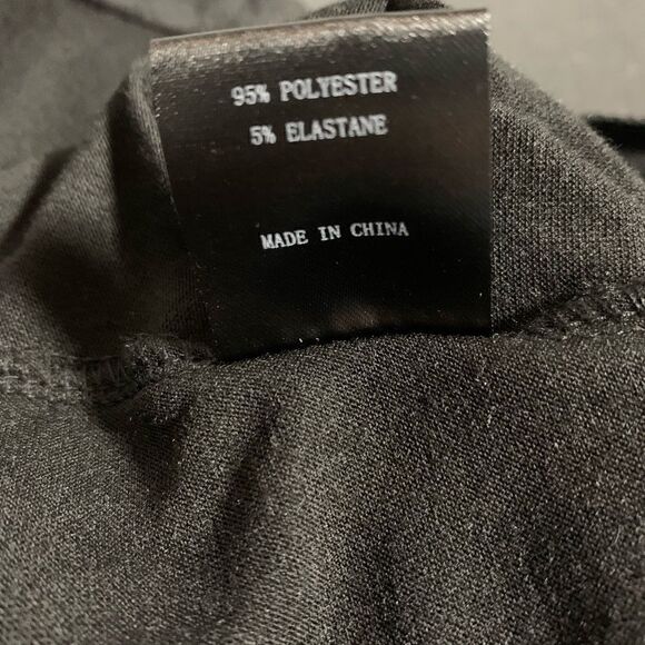 NWT LOVEU.DEAR split knit button tunic - Picture 4 of 15